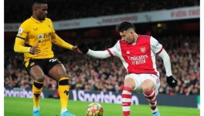  西汉姆联鲍文戴帽屠狼，莫耶斯点赞进攻效率  