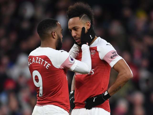  阿尔特塔变阵三中卫激活进攻新思路  